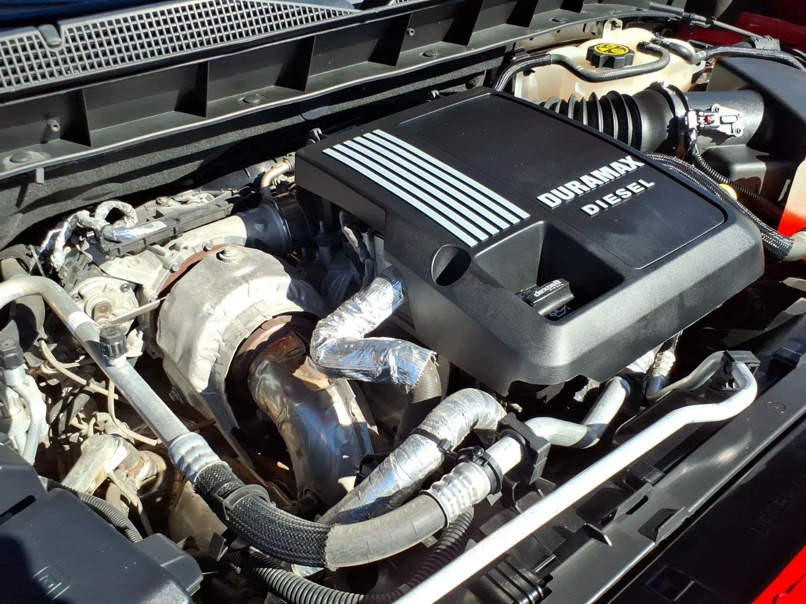 Used 2022 Red Hot Chevrolet RST image 32