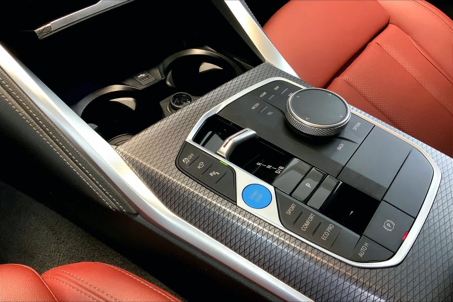 Certified Used 2024 Brooklyn Grey Metallic BMW xDrive40 image 16