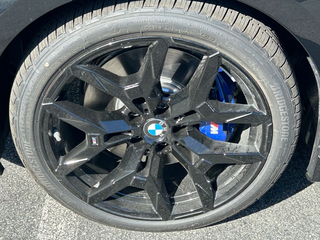 New 2026 Black Sapphire Metallic BMW M340i xDrive image 9