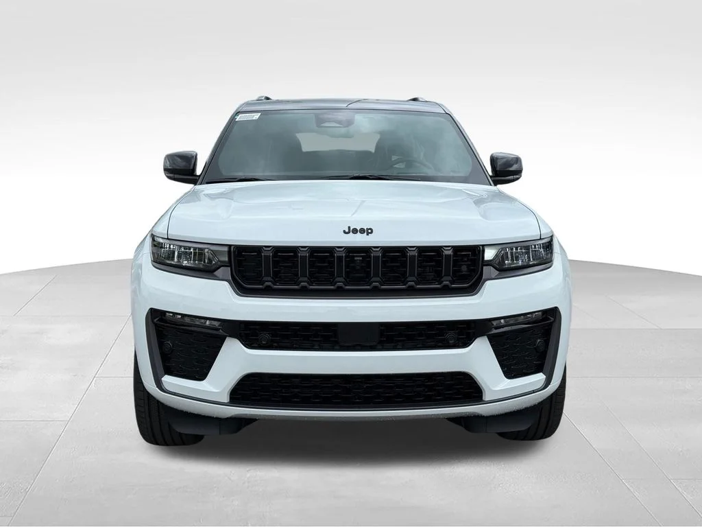 New 2026 Bright White Clear-Coat Exterior Paint Jeep Summit image 28