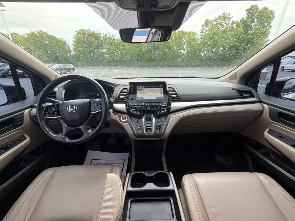 Used 2019 White Diamond Pearl Honda EX-L image 12