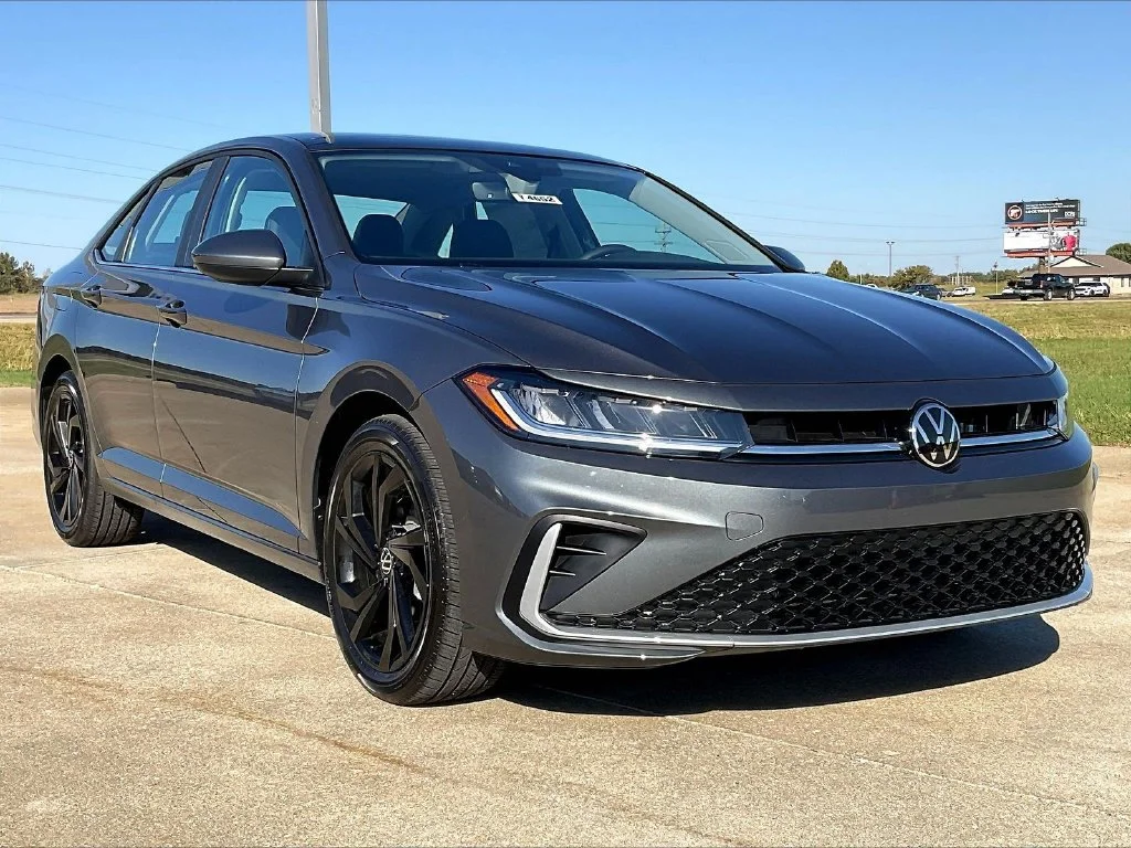 2027 Volkswagen Jetta SE