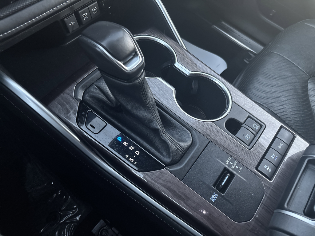 2020 Toyota Highlander Platinum - Photo 22