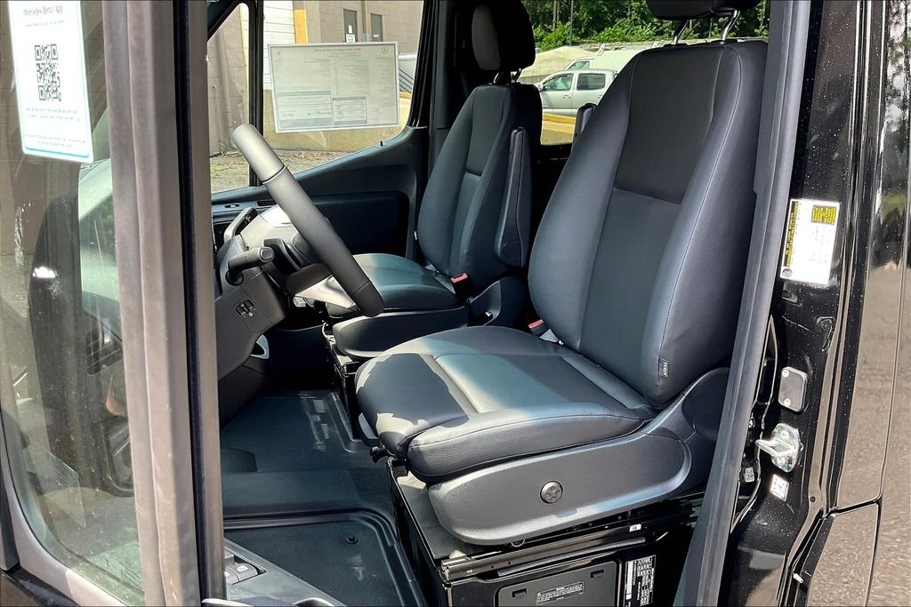 2025 Mercedes-Benz Sprinter Cargo Van Base - Photo 7