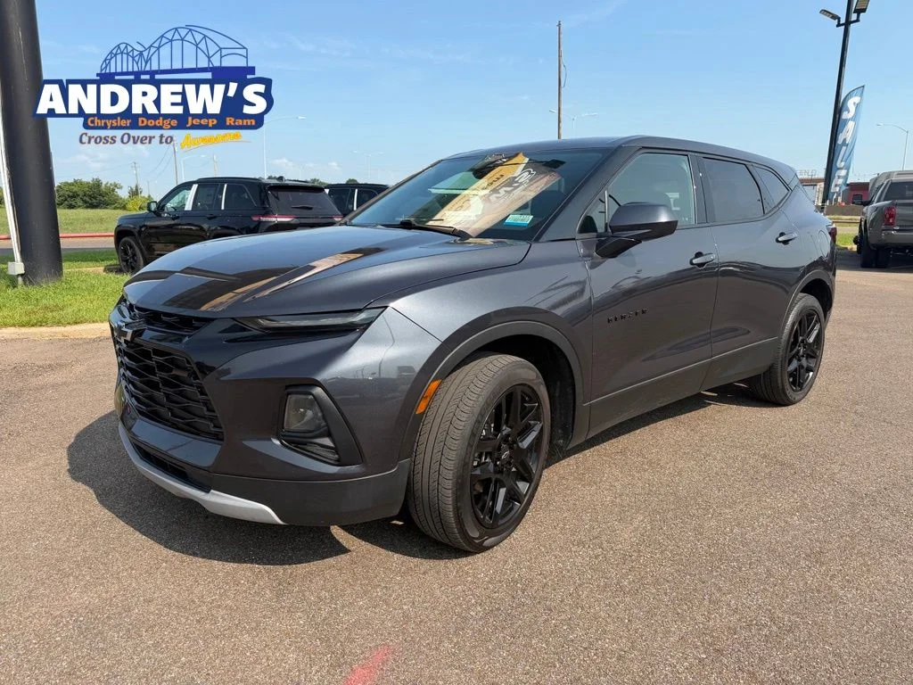Used 2022 Gray Chevrolet LT image 1