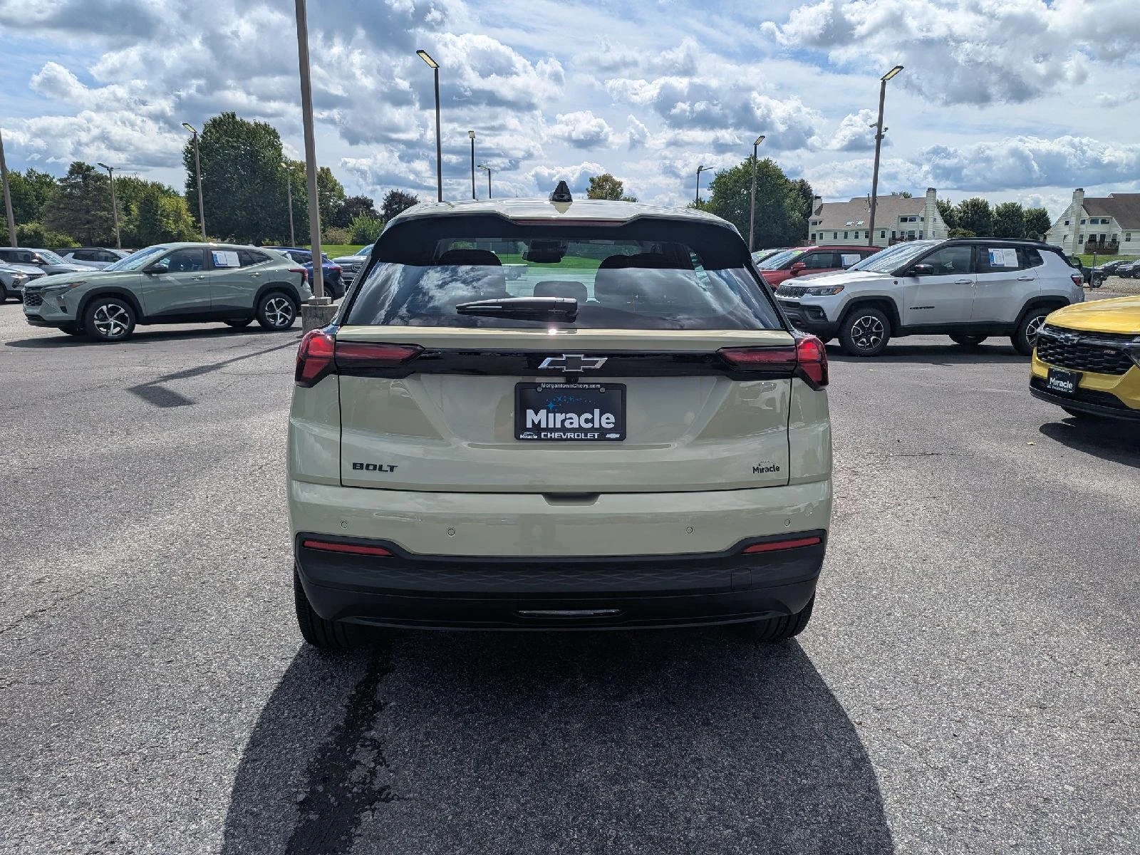 2027 Chevrolet Bolt LT - Photo 30