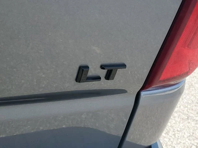 Used 2021 SATIN STEEL METALLIC Chevrolet LT Trail Boss image 28
