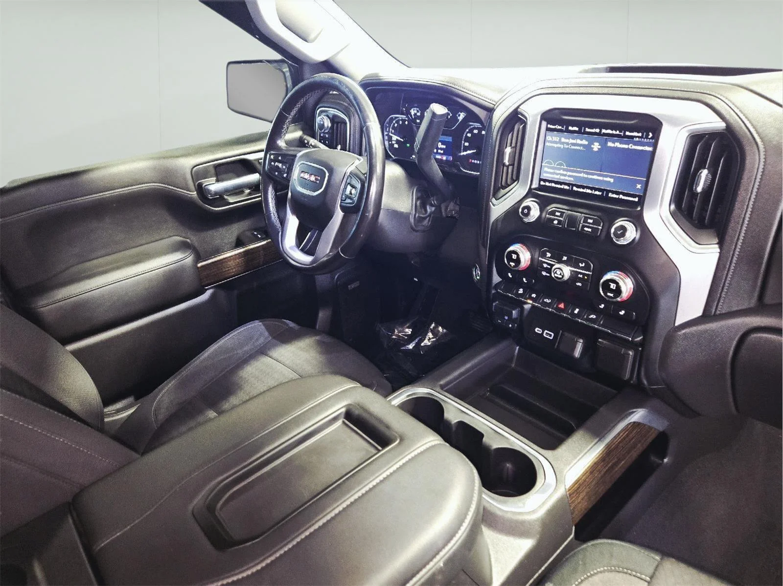 Used 2021 Summit White GMC Elevation image 55