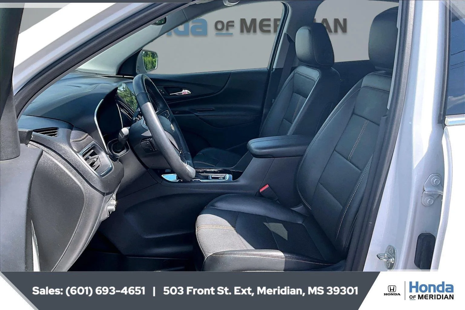 Used 2023 Summit White Chevrolet Premier image 18