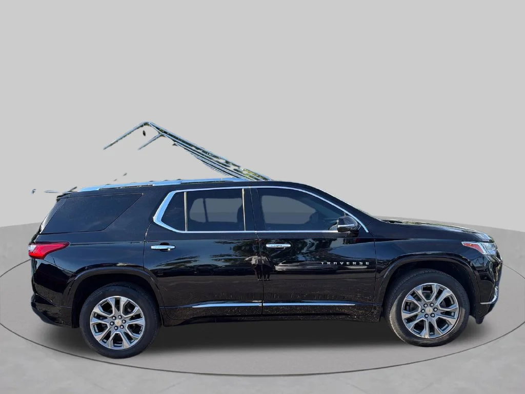 Used 2019 Black Chevrolet Premier image 7