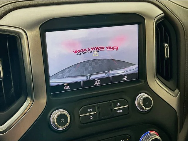 Used 2021 White GMC SLT image 19