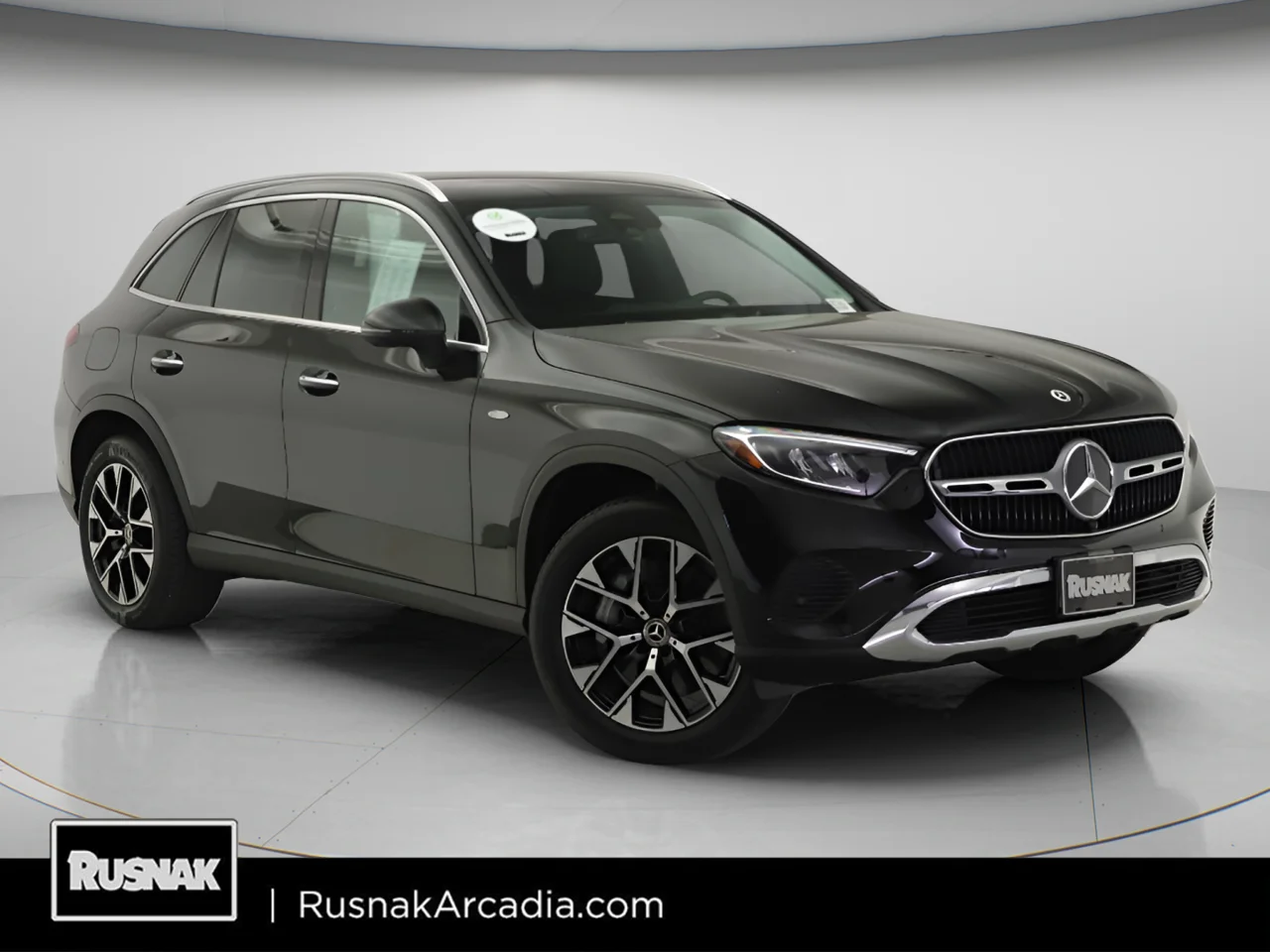 2025 Mercedes-Benz GLC