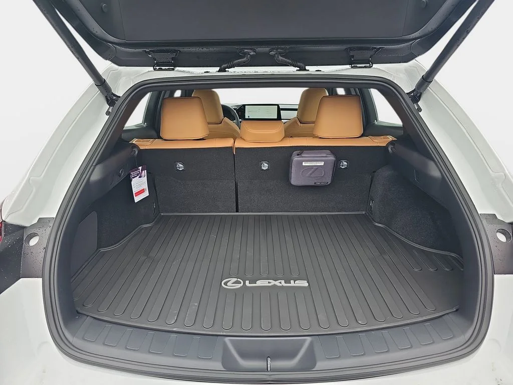 New 2026 Ultra White Lexus PREMIUM AWD image 11