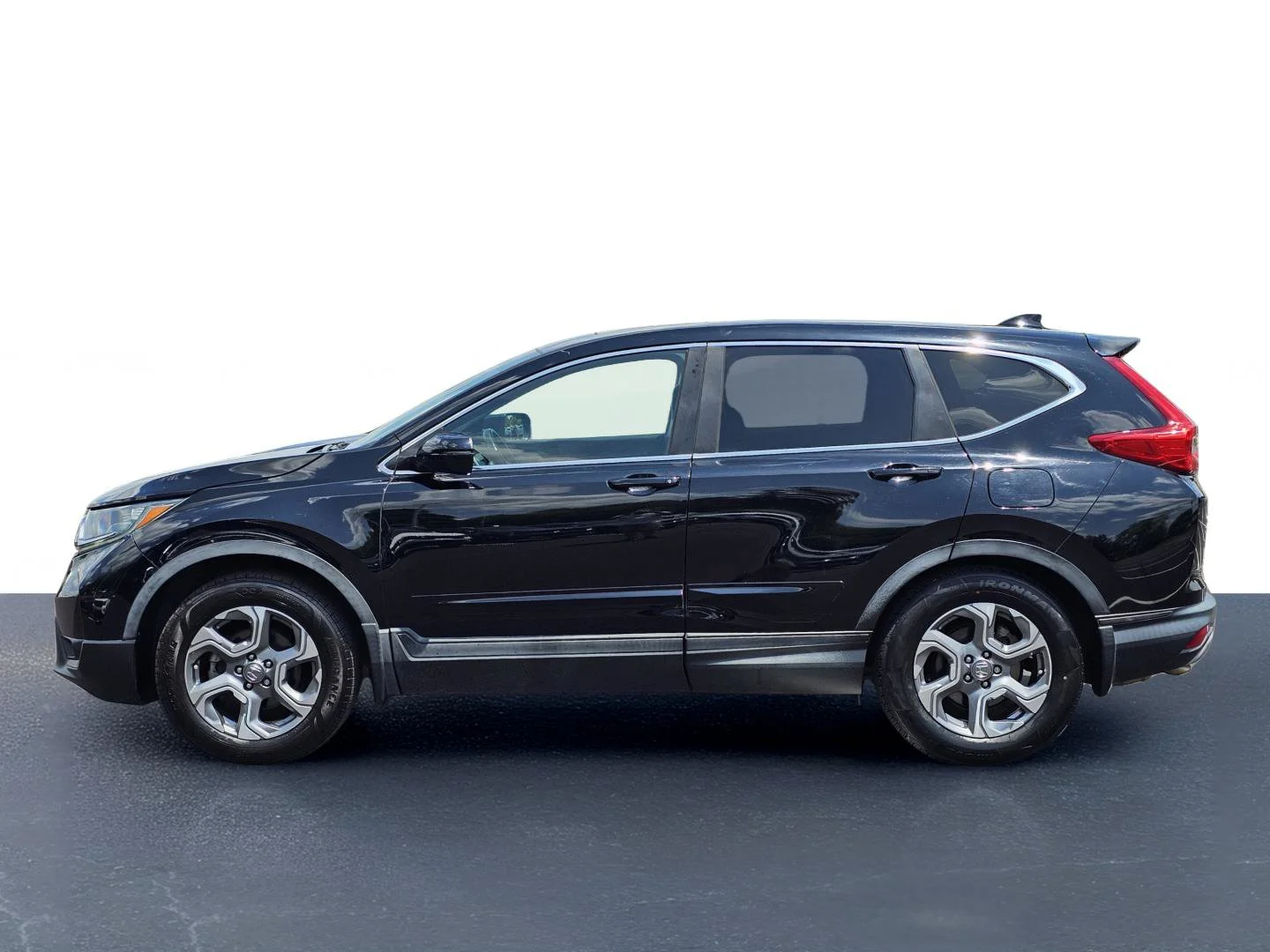 Used 2018 Crystal Black Pearl Honda EX-L image 23