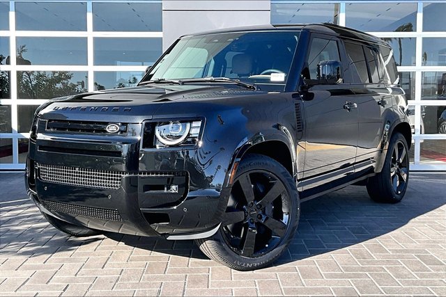2026 Land Rover Defender 110 X-Dynamic SE