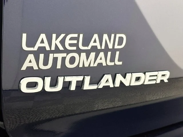 Certified Used 2023 Blue Mitsubishi SE image 27