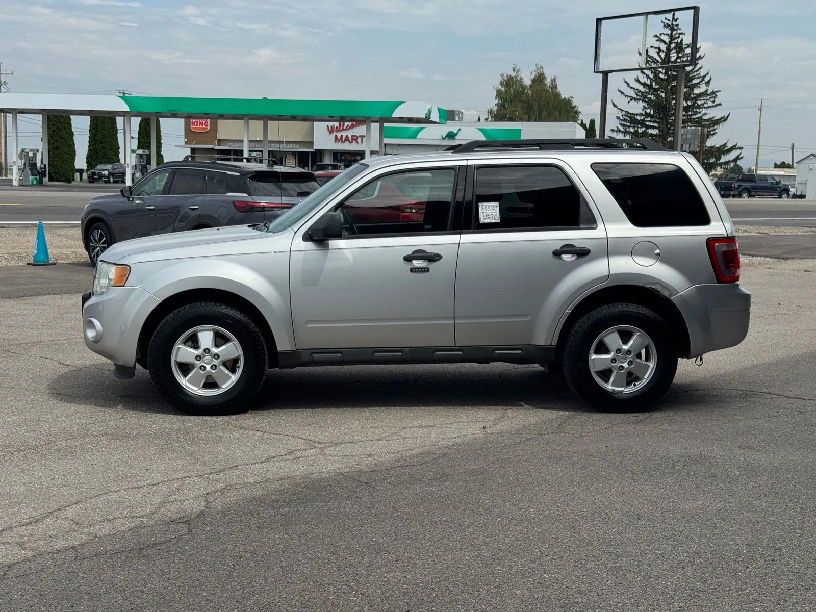 Used 2012 Silver Ford XLT image 9