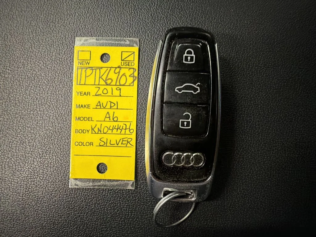 Used 2019 Silver Audi 3.0T Prestige image 34