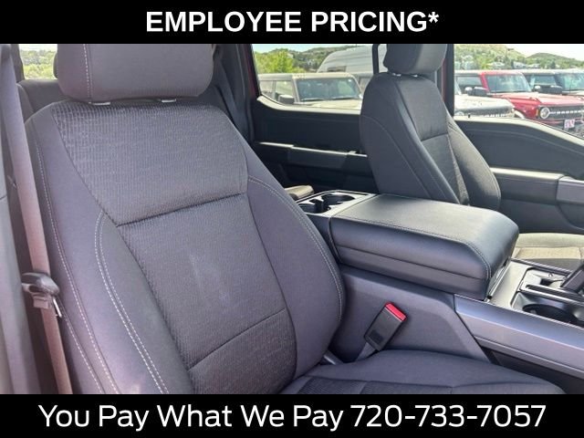 New 2025 Rapid Red Metallic Tinted Clearcoat Ford XLT image 24