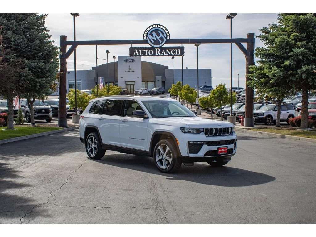 2026 Jeep Grand Cherokee L Limited 4x4's photo