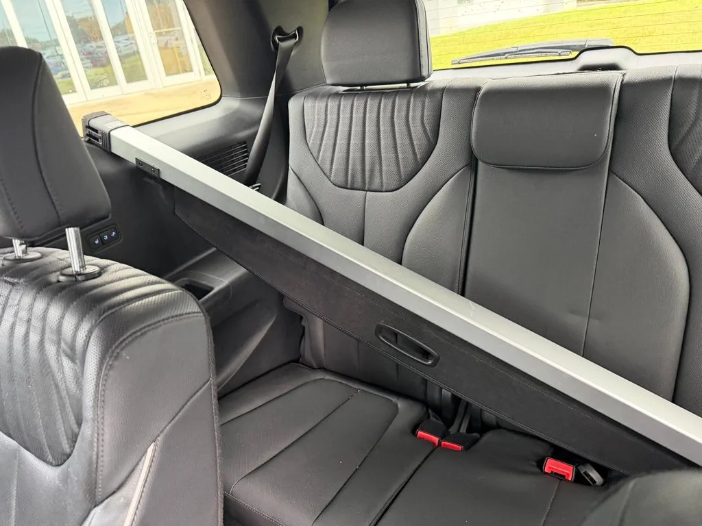 Used 2023 Black Hyundai Limited image 11