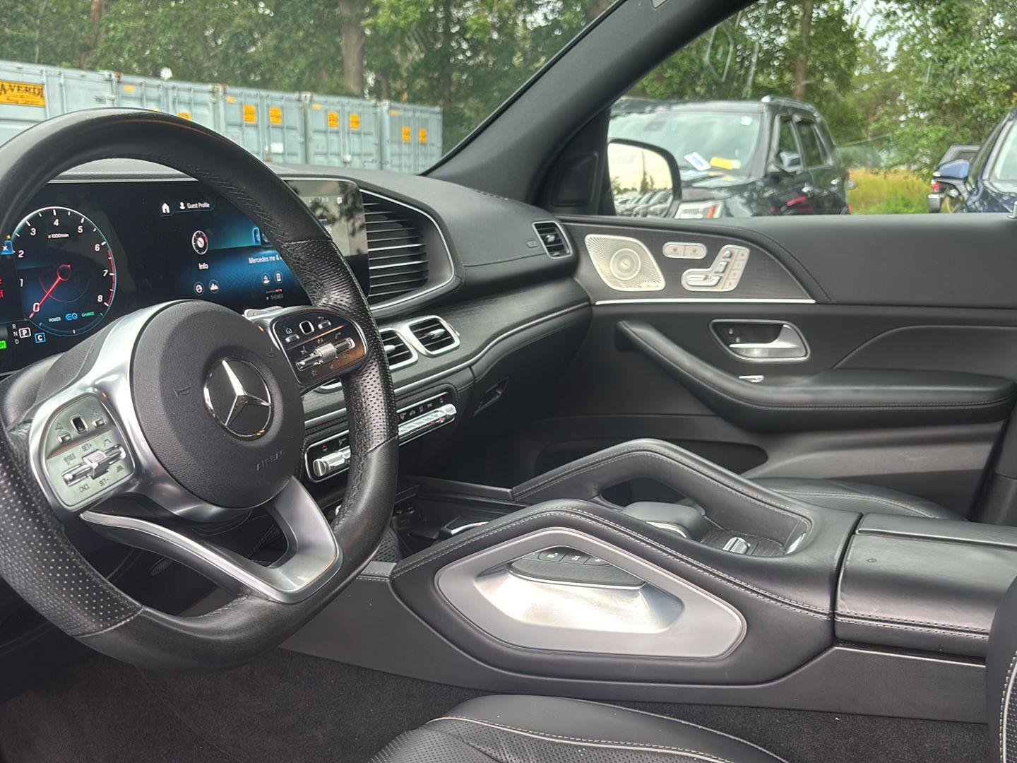 Used 2023 Obsidian Black Metallic Mercedes-Benz GLS 450 image 9