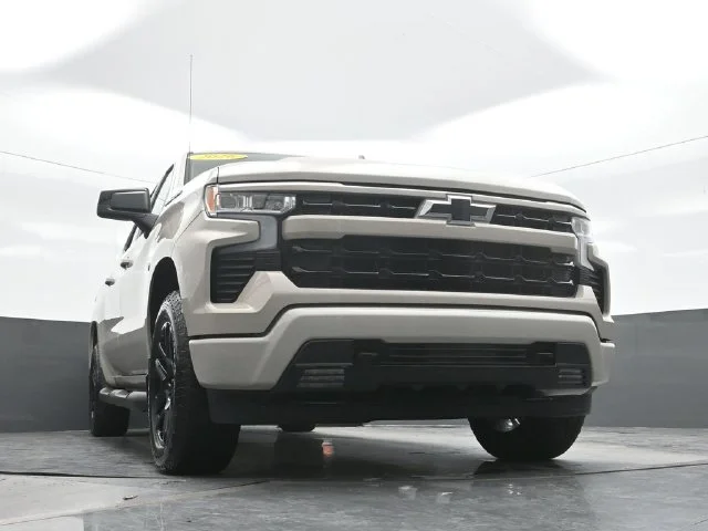 Used 2026 White Chevrolet RST image 22