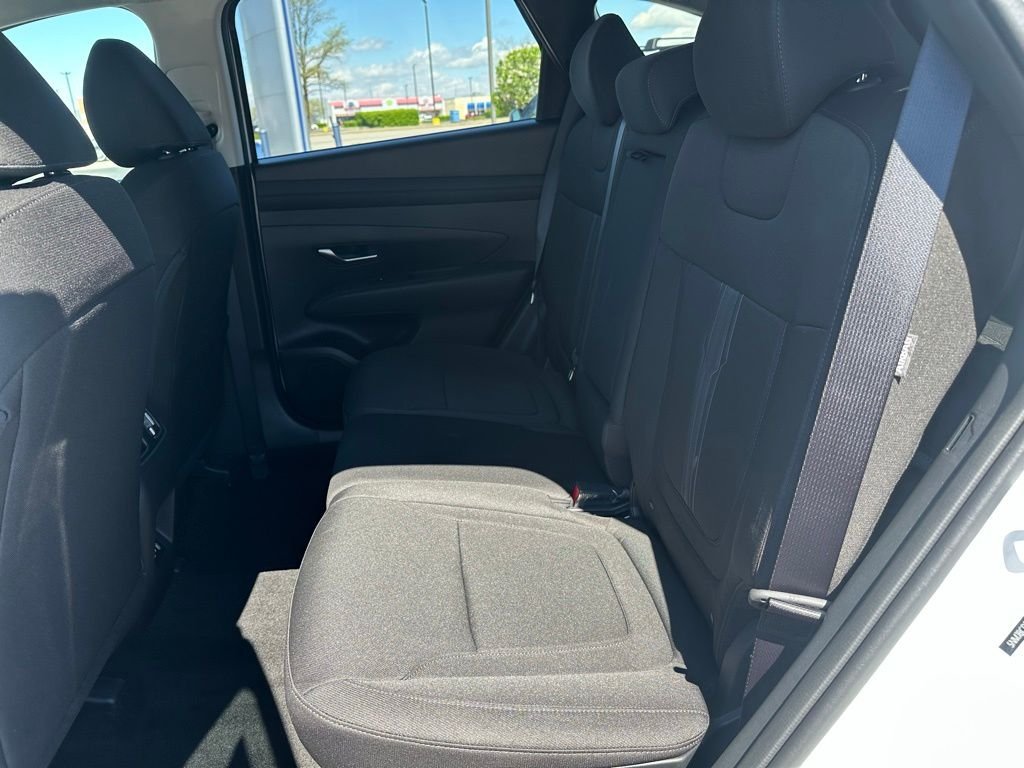 New 2026 White Hyundai SEL AWD image 26