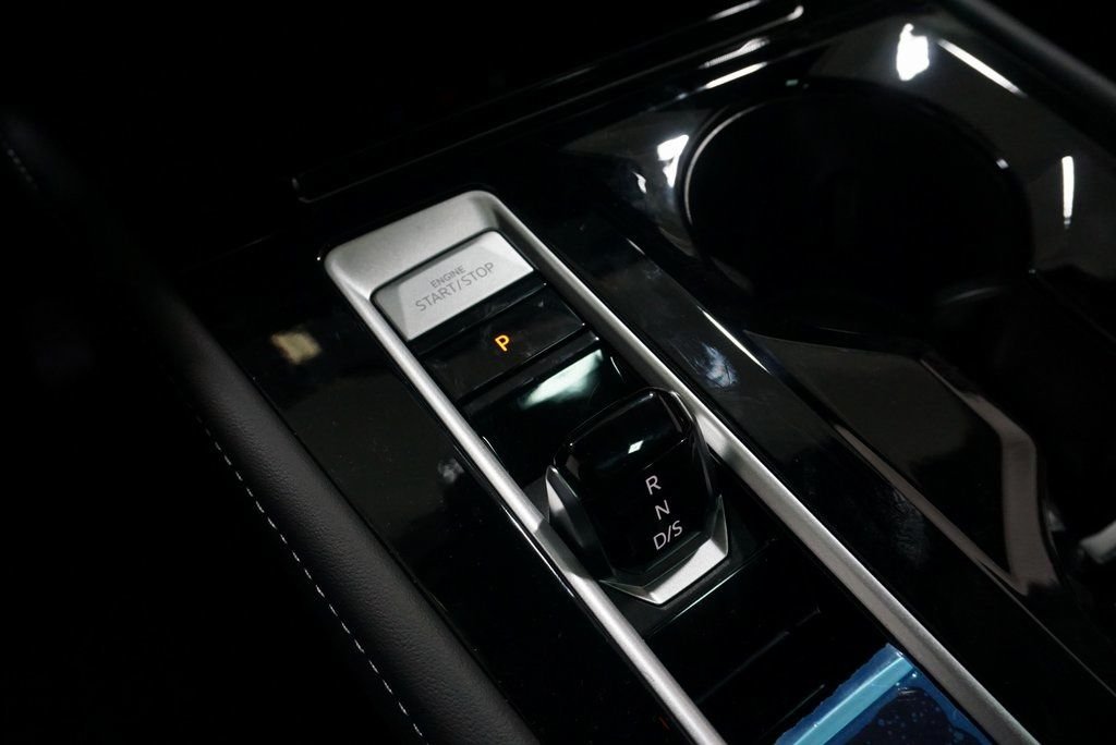 2025 Volkswagen Atlas Cross Sport SE w/Tech - Photo 22