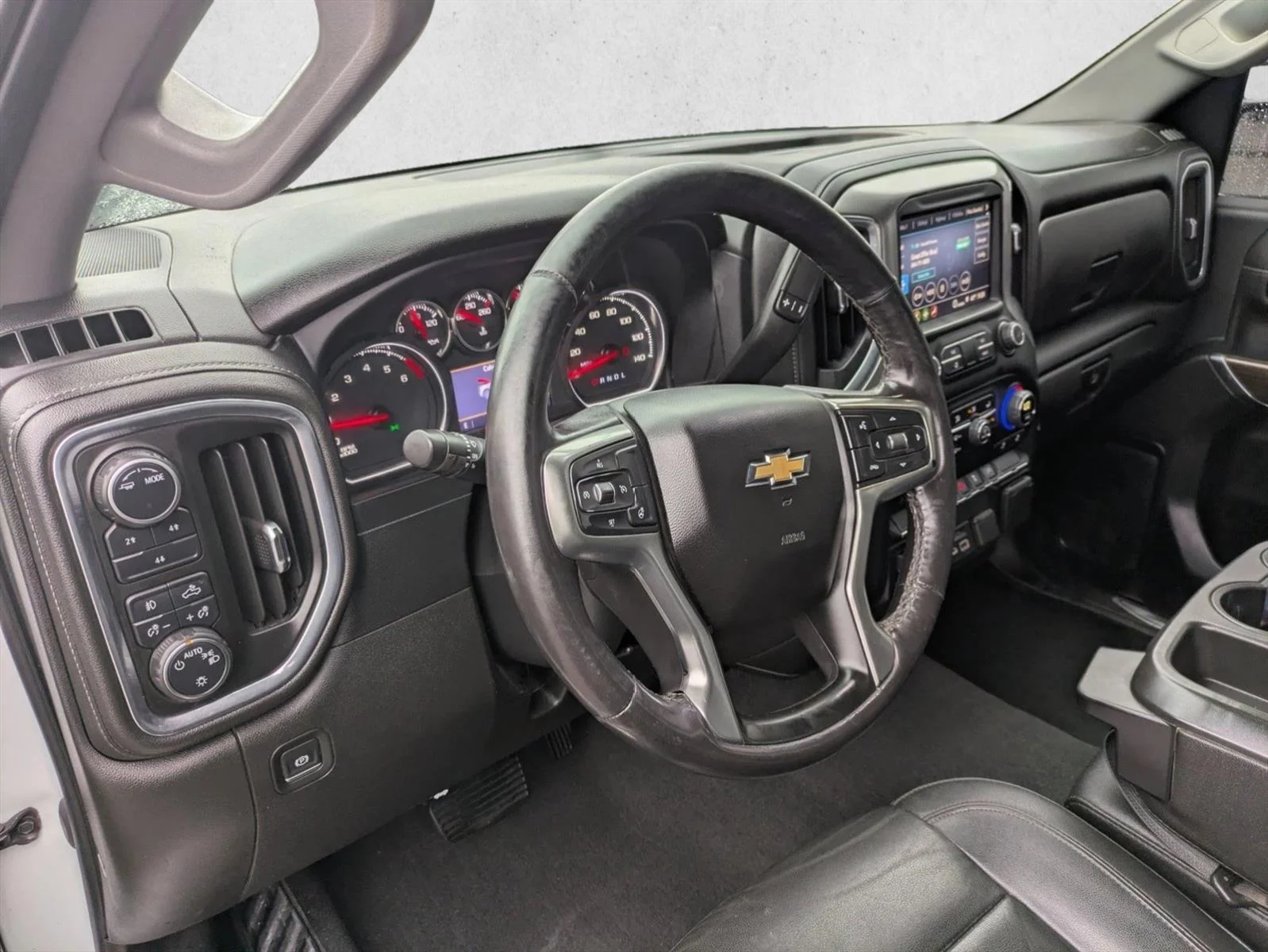 Used 2022 Summit White Chevrolet LT image 15