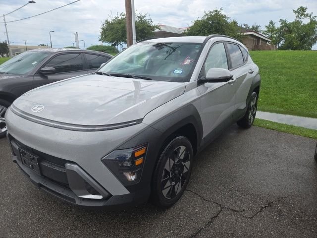Used 2024 Cyber Gray Metallic Hyundai SEL image 2