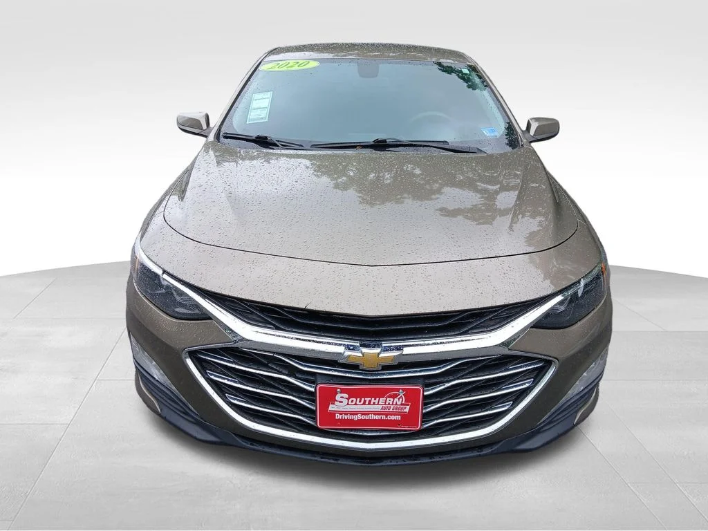 Used 2020 Gray Chevrolet LT image 9
