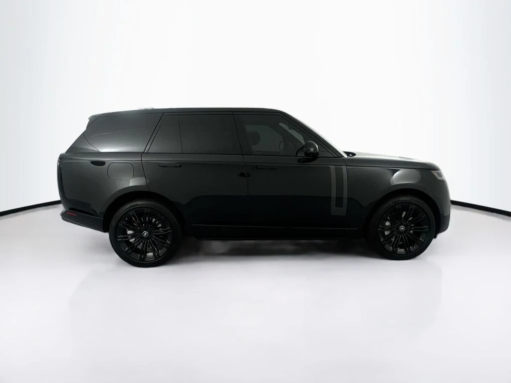 Certified Used 2025 Black Land Rover SE image 4
