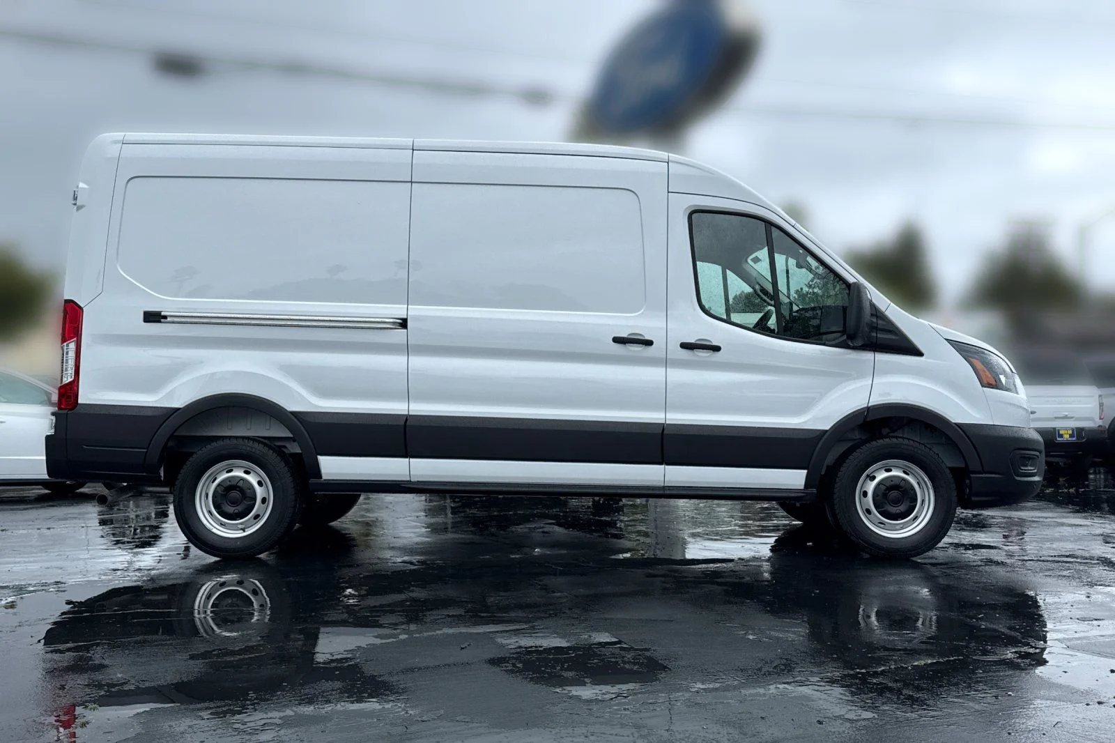 New 2026 Oxford White Ford Cargo Van image 2