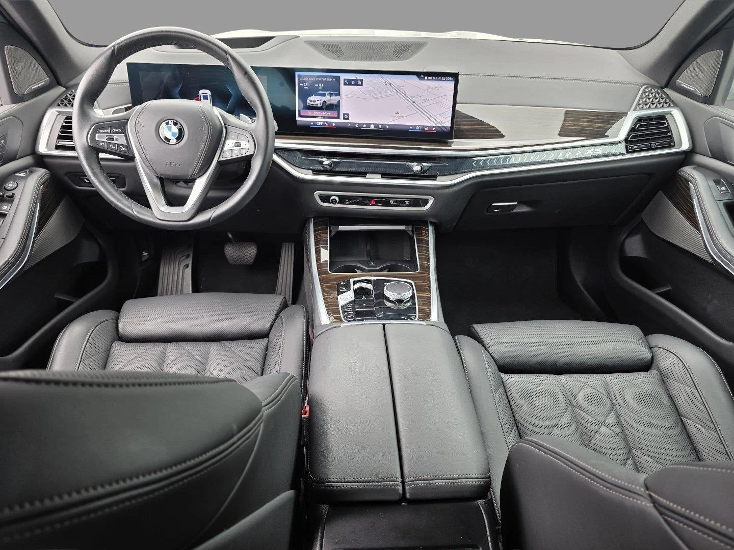 Used 2026  BMW sDrive40i image 9
