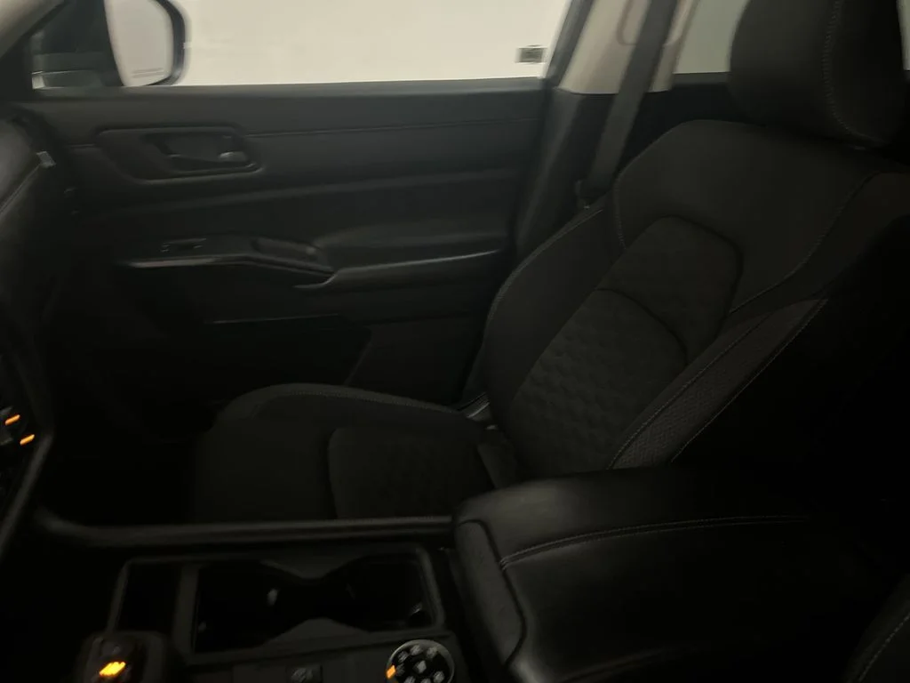 Used 2024 Gray Nissan S image 11