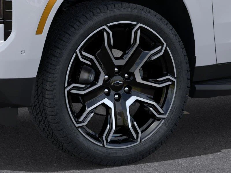 New 2026 Summit White Chevrolet RST image 9