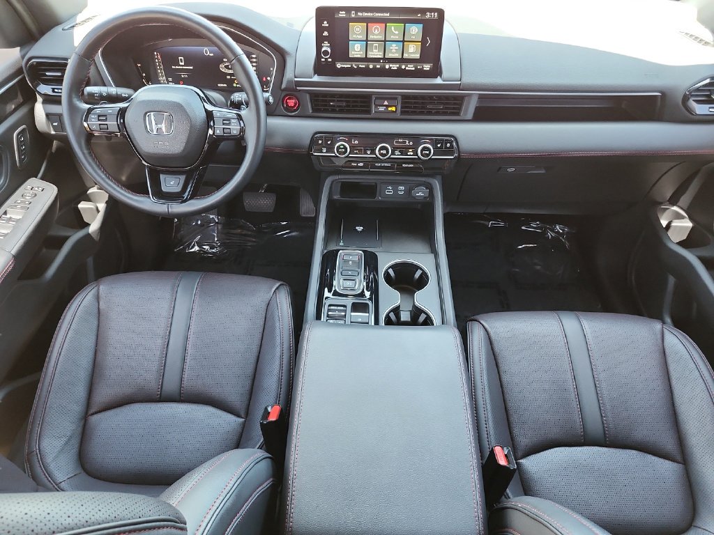 Used 2025  Honda Black Edition image 18