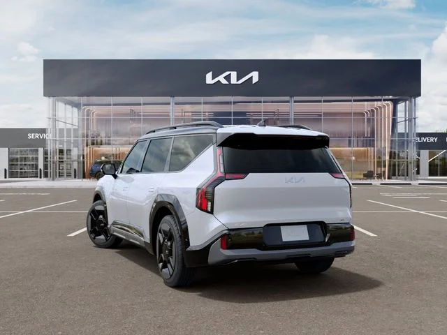 New 2026 White Kia GT-Line image 5