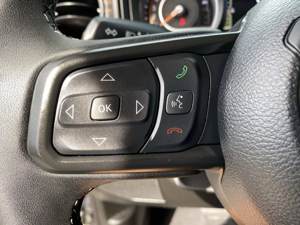 Certified Used 2026 Gray Jeep Mojave image 20