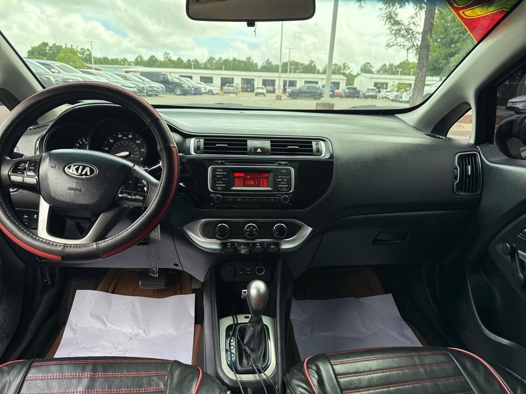 Used 2017 Black Kia LX image 17