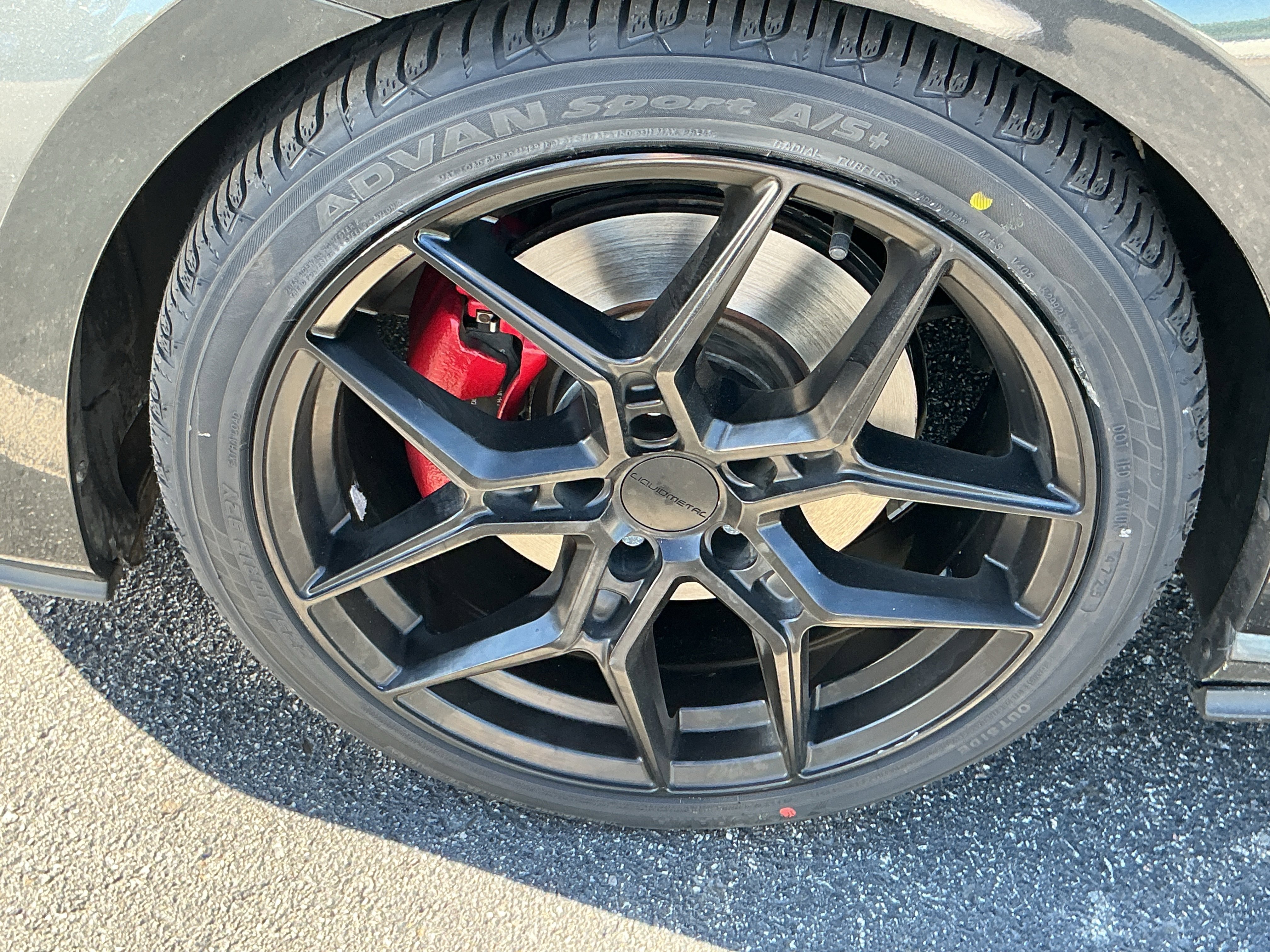 Used 2016 Steel Gray Metallic Volkswagen SE image 8
