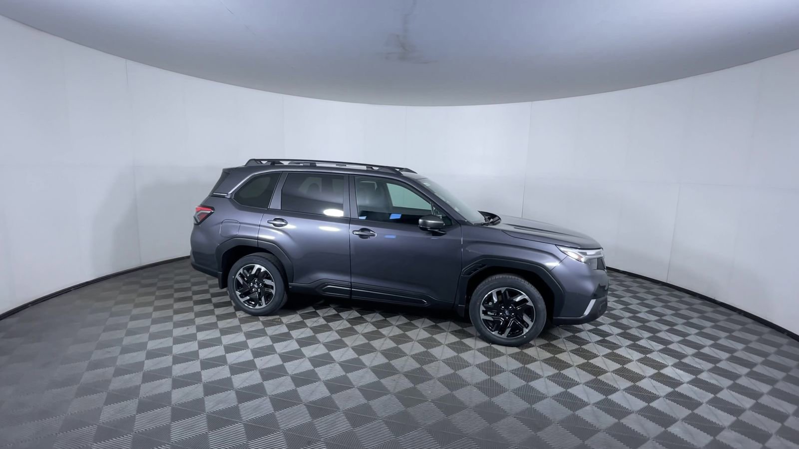 Used 2026 Magnetite Gray Metallic Subaru Limited image 9