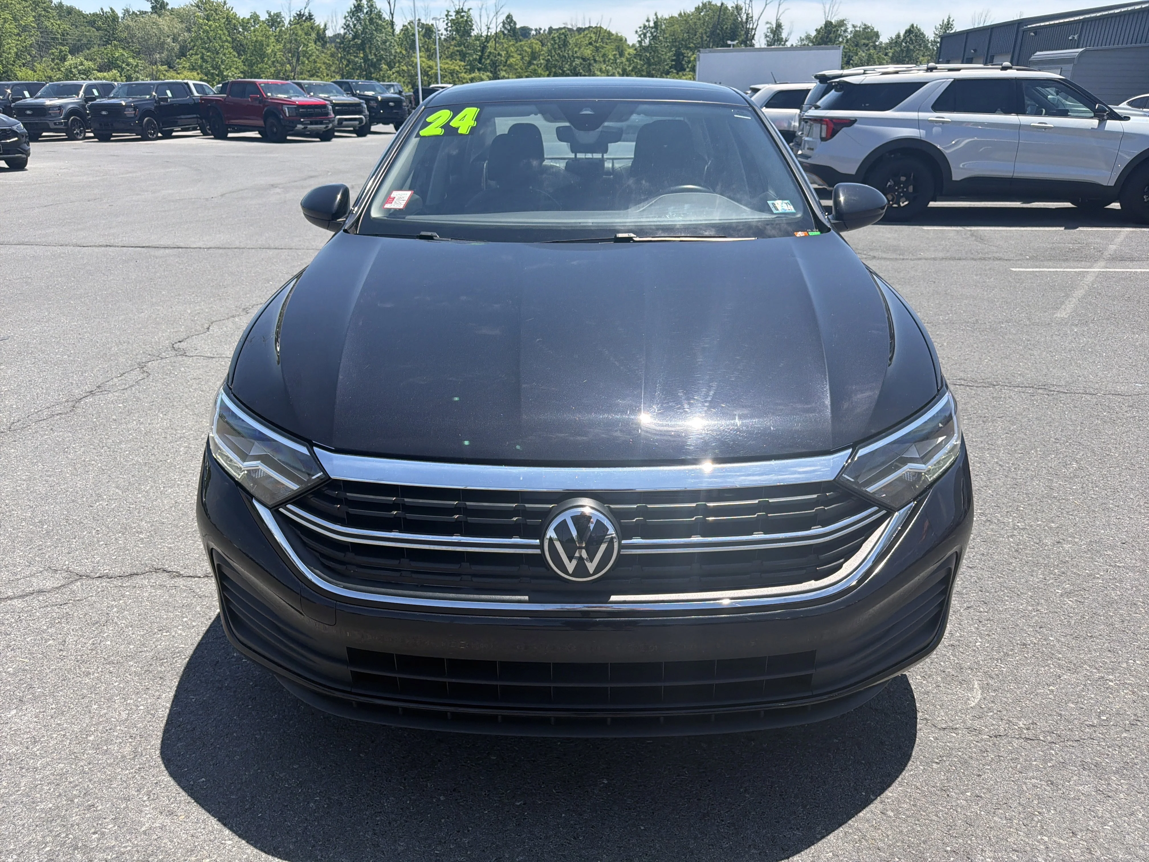 Used 2024 Black Volkswagen SE image 9