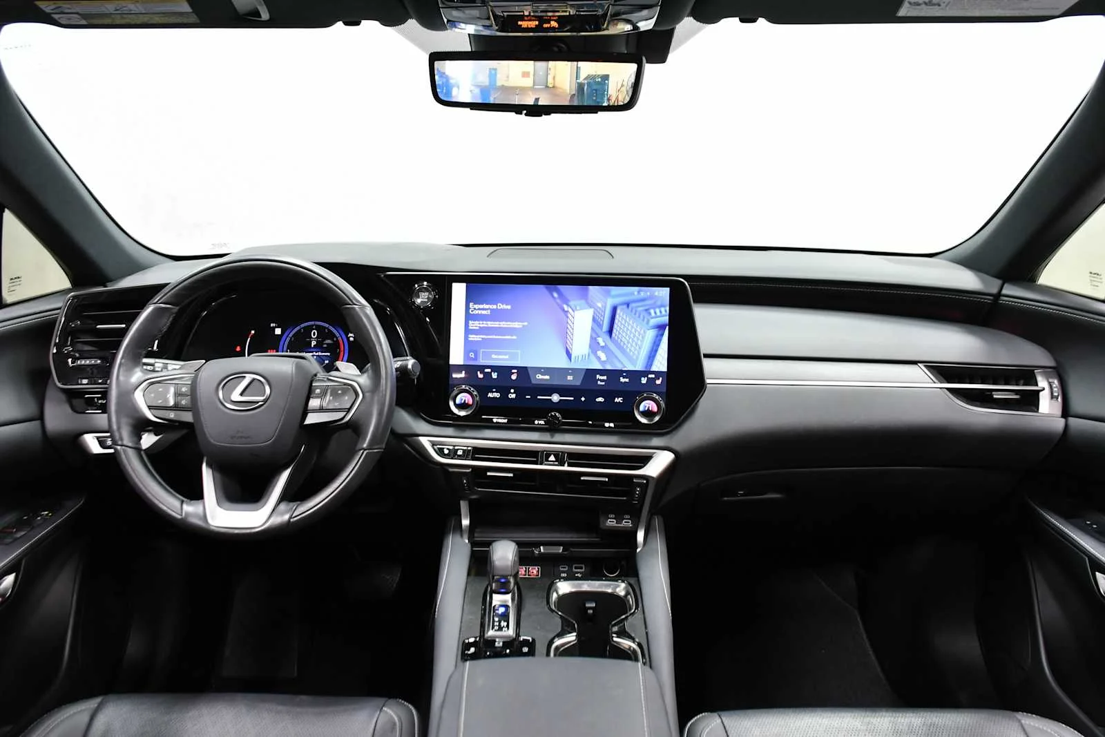 Used 2024 Eminent White Pearl Lexus Premium Plus image 17