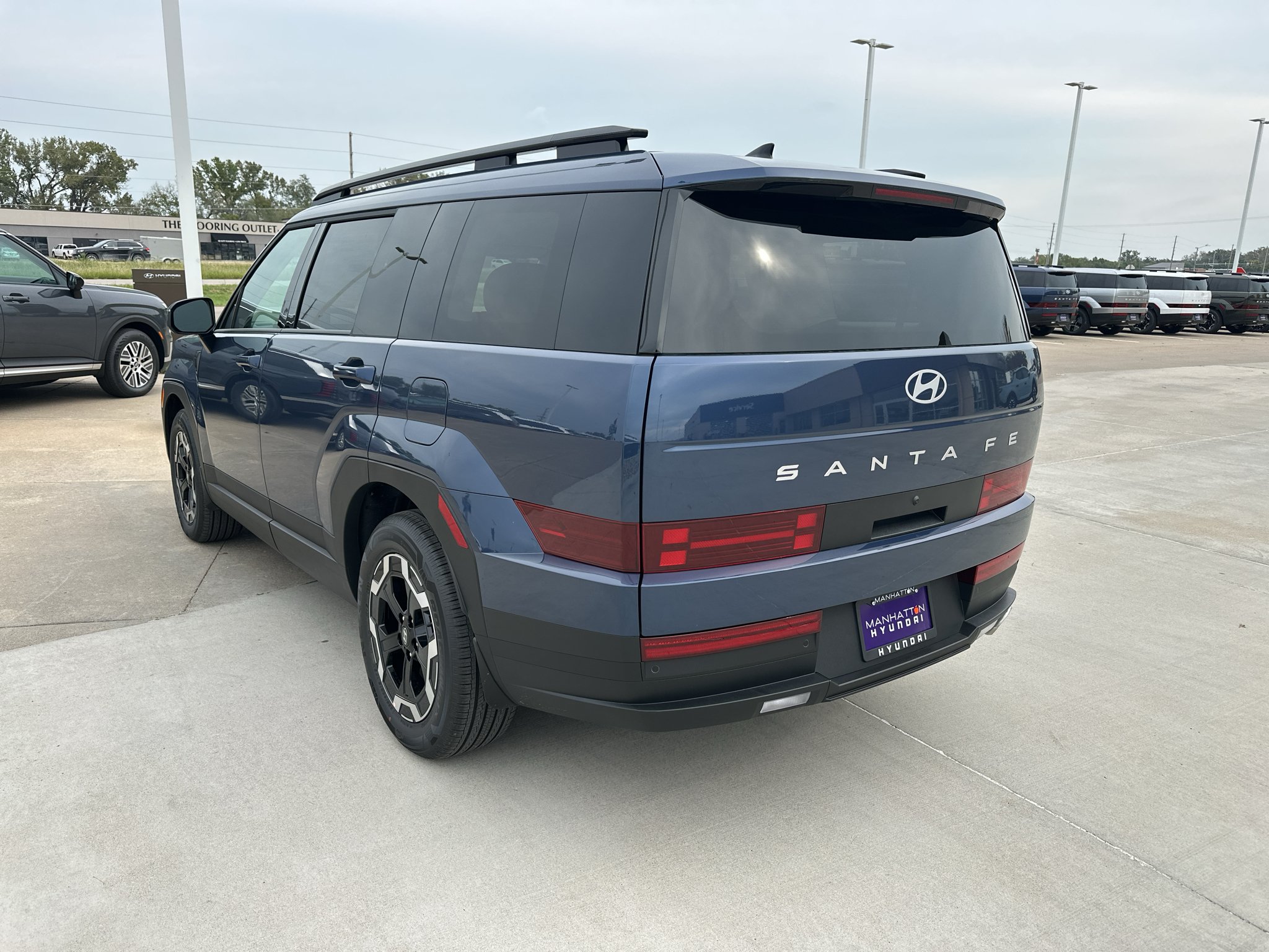 New 2027 Atlantis Blue Hyundai SEL image 11
