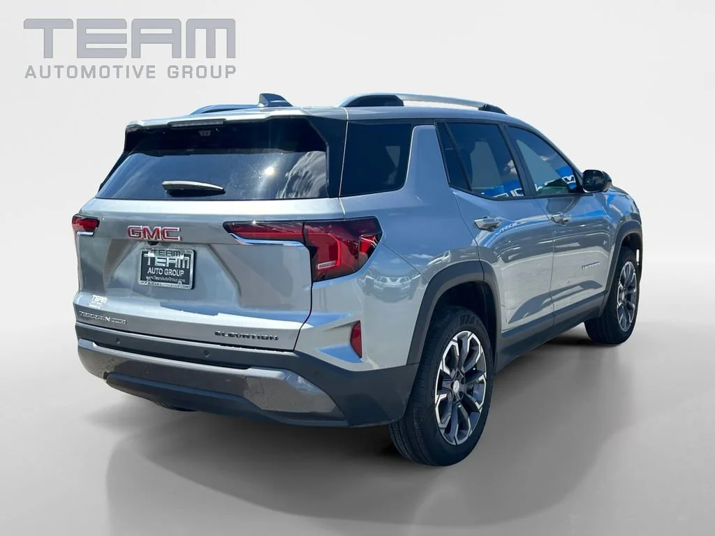 New 2026 Sterling Metallic GMC Elevation image 7