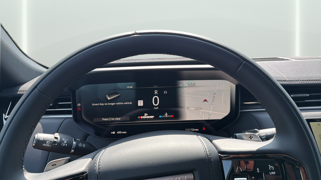 New 2026 Santorini Black Land Rover Dynamic SE image 24