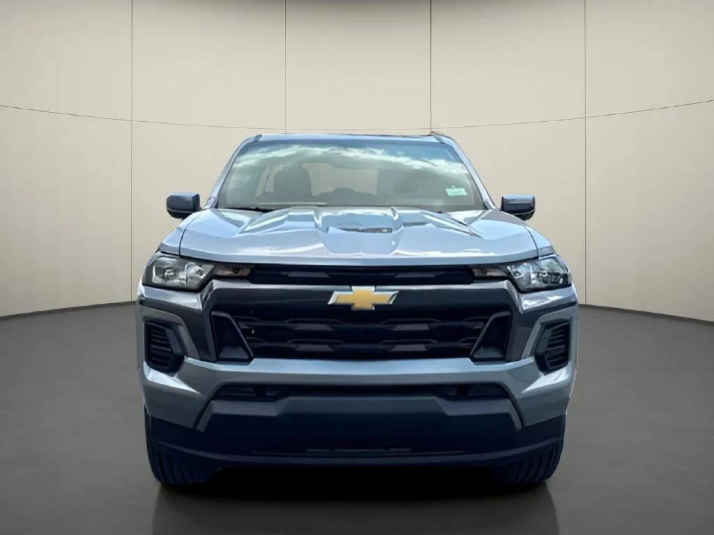 New 2026 Sterling Gray Metallic Chevrolet LT image 6