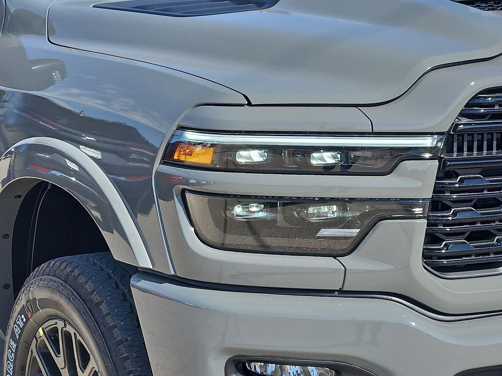 New 2027 Ceramic Gray Clear-Coat Exterior Paint RAM Limited image 8